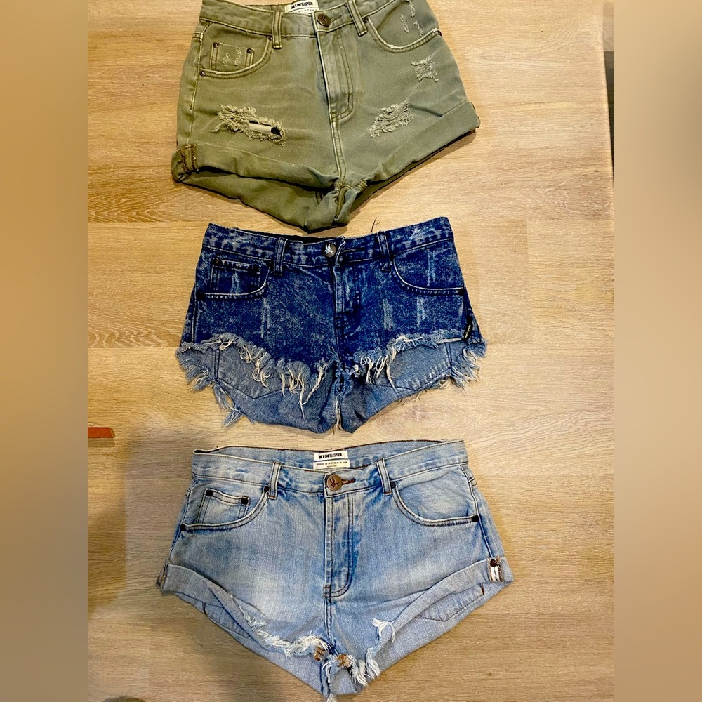 3 pairs of One Teaspoon shorts size 26/27